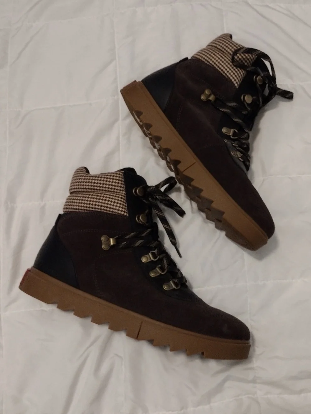Sorel Brown Winter Ankle Boots